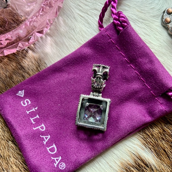 Silpada Uptown Pendant - Picture 3 of 3